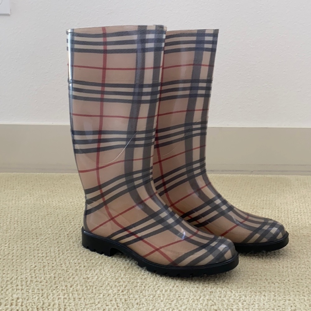 Burberry Rainboots Size 37